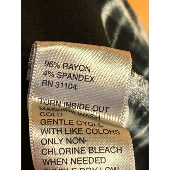 Madison Short Sleeve Dress Size Large Nwt (4186) - Picture 6 of 7